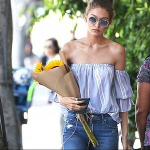 MISA Los Angeles Off the Shoulder Top‼️FINAL PRICE